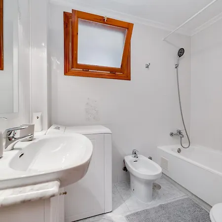 Lovely Near The Sea トレビエハ