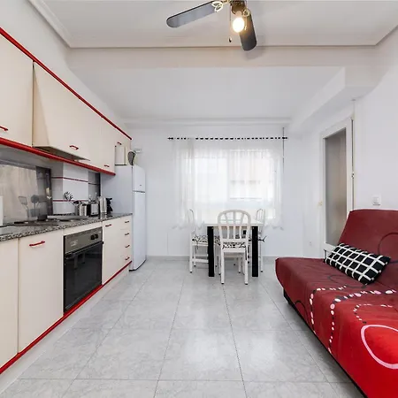 Lovely Near The Sea Apartment Torrevieja